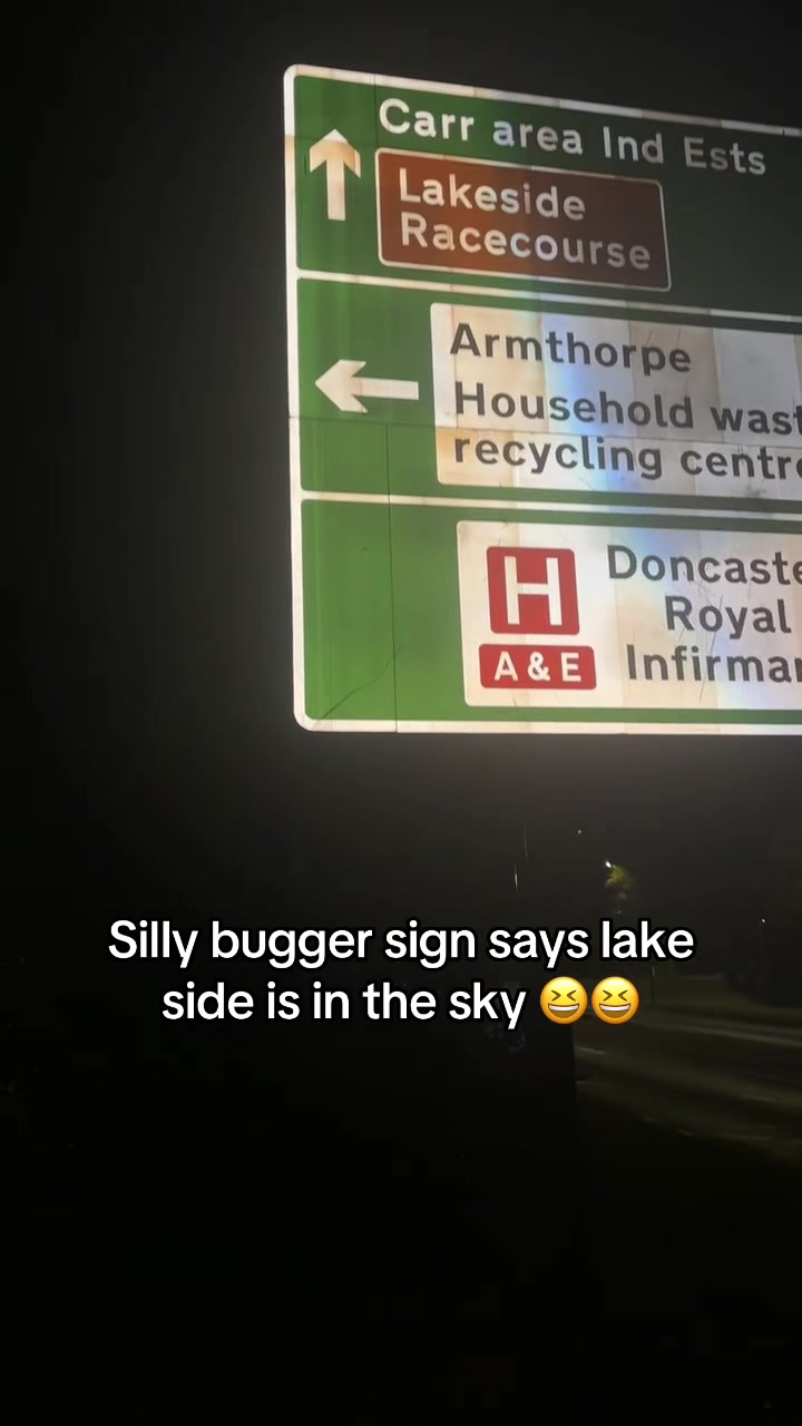 @𝘓𝘦𝘸𝘪𝘴🇬🇧