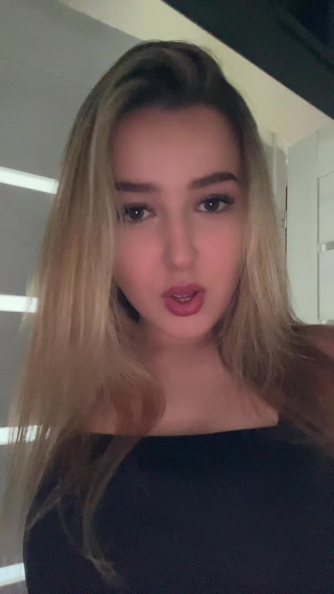 @zuzaa