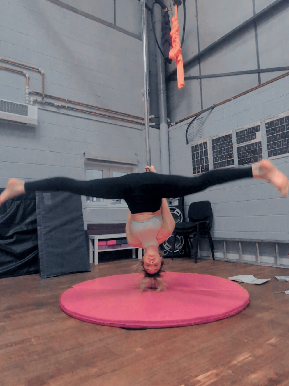 @CourtneyAnneAerial