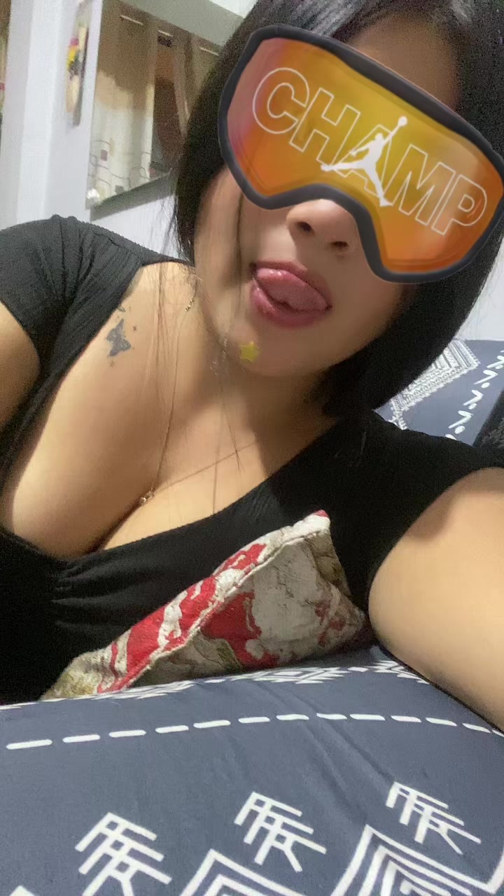 @VALERIA