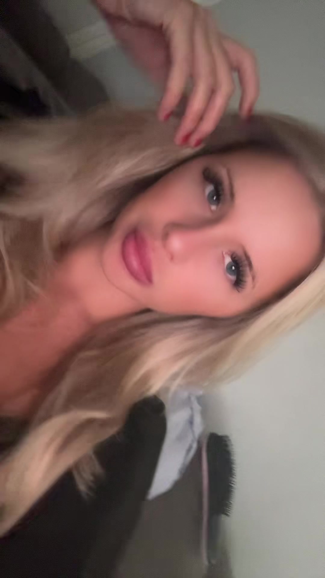 @hollybyrne2003