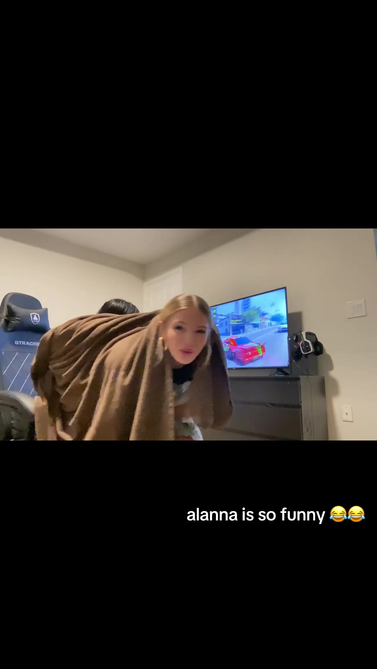 @izzyandalannafanpagee