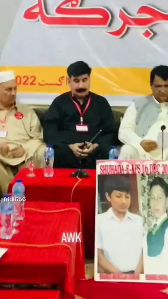 @akhonzada_chattan