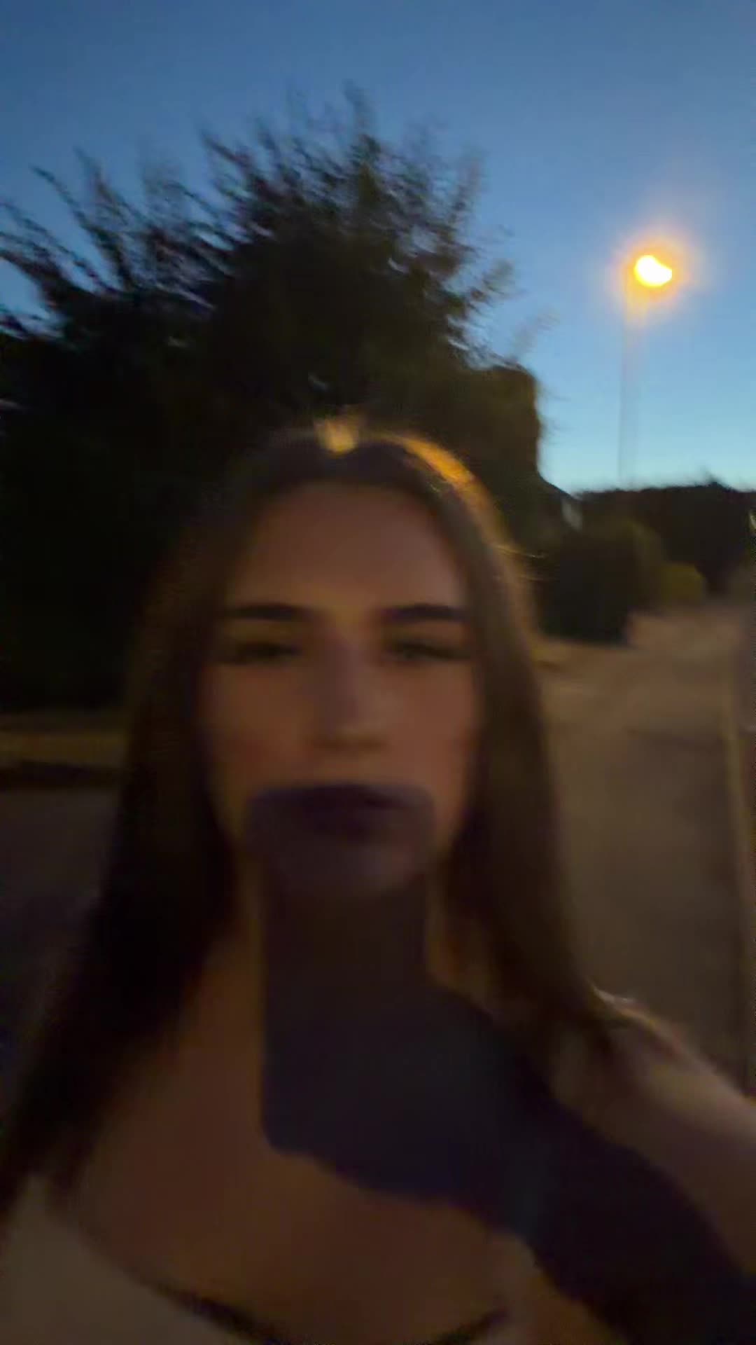 @️