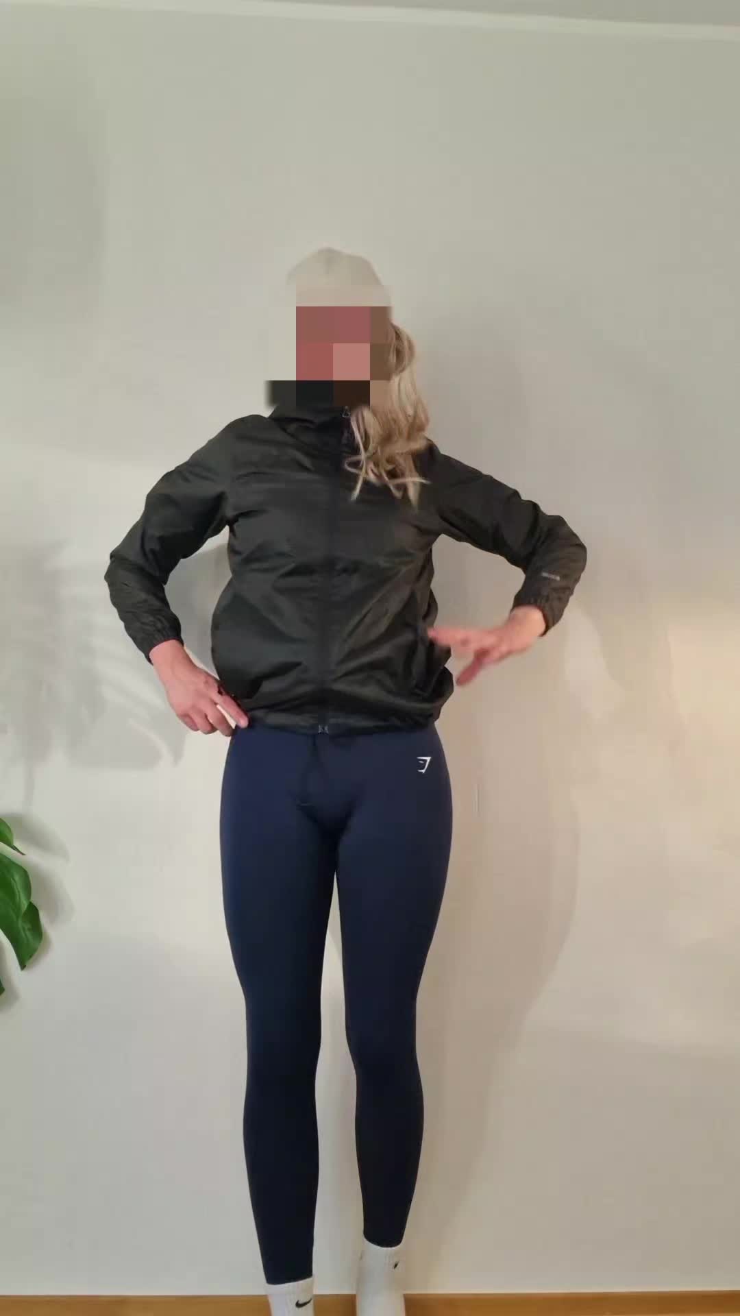 @Frieda_