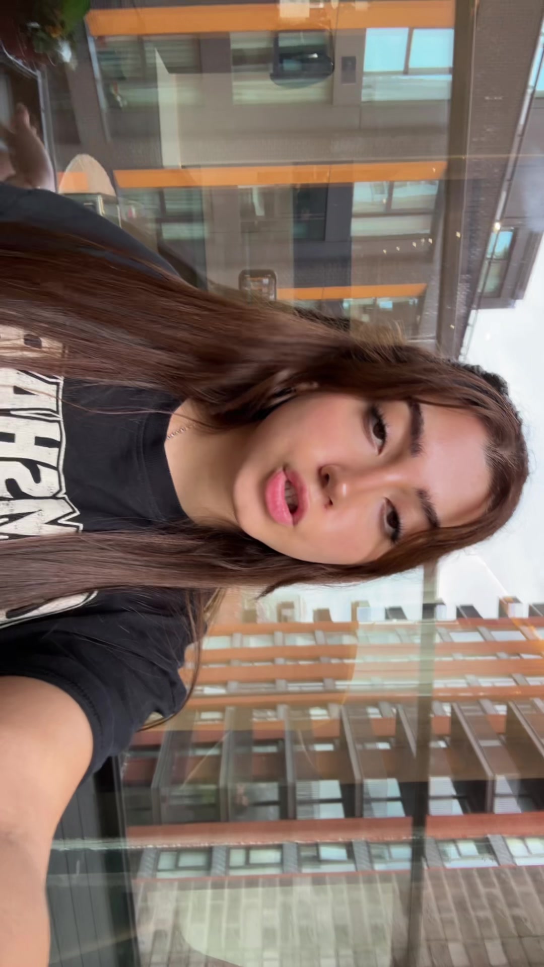 @pouneh