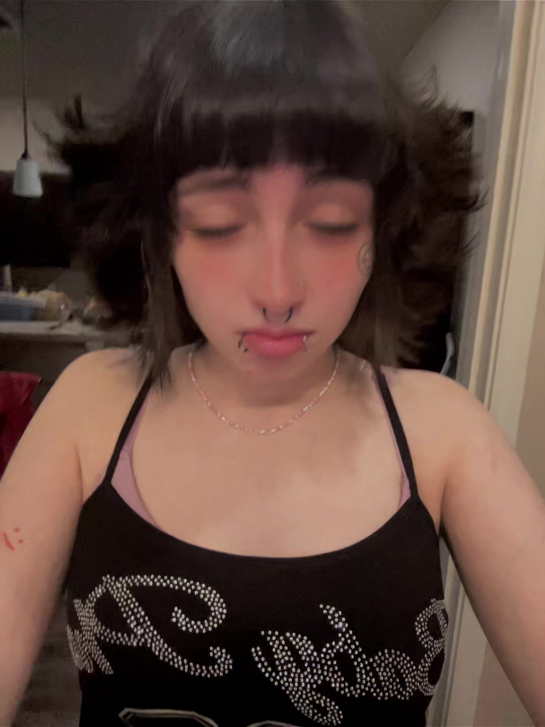 @️