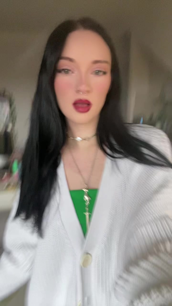 @Laurie 🧸