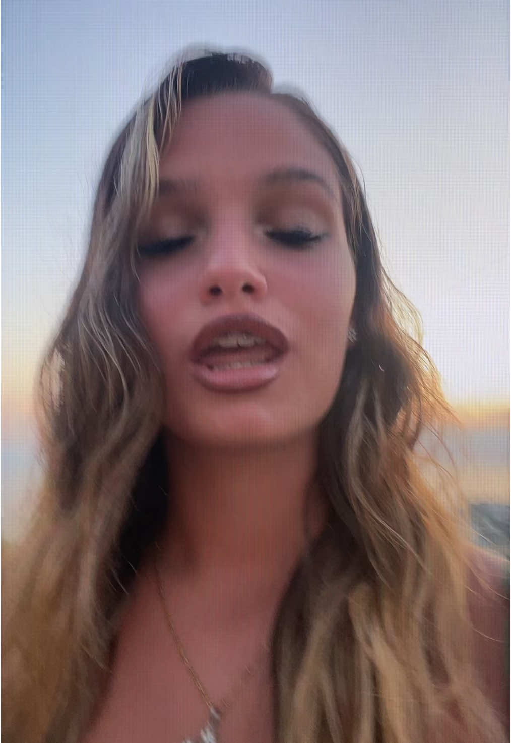 @𝓝