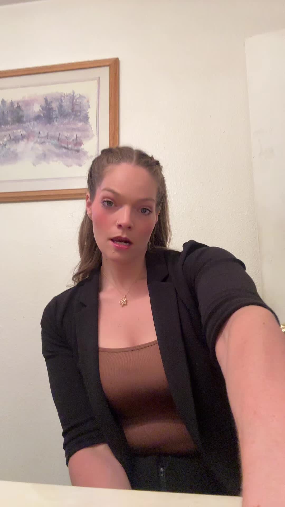 @danitallgirl