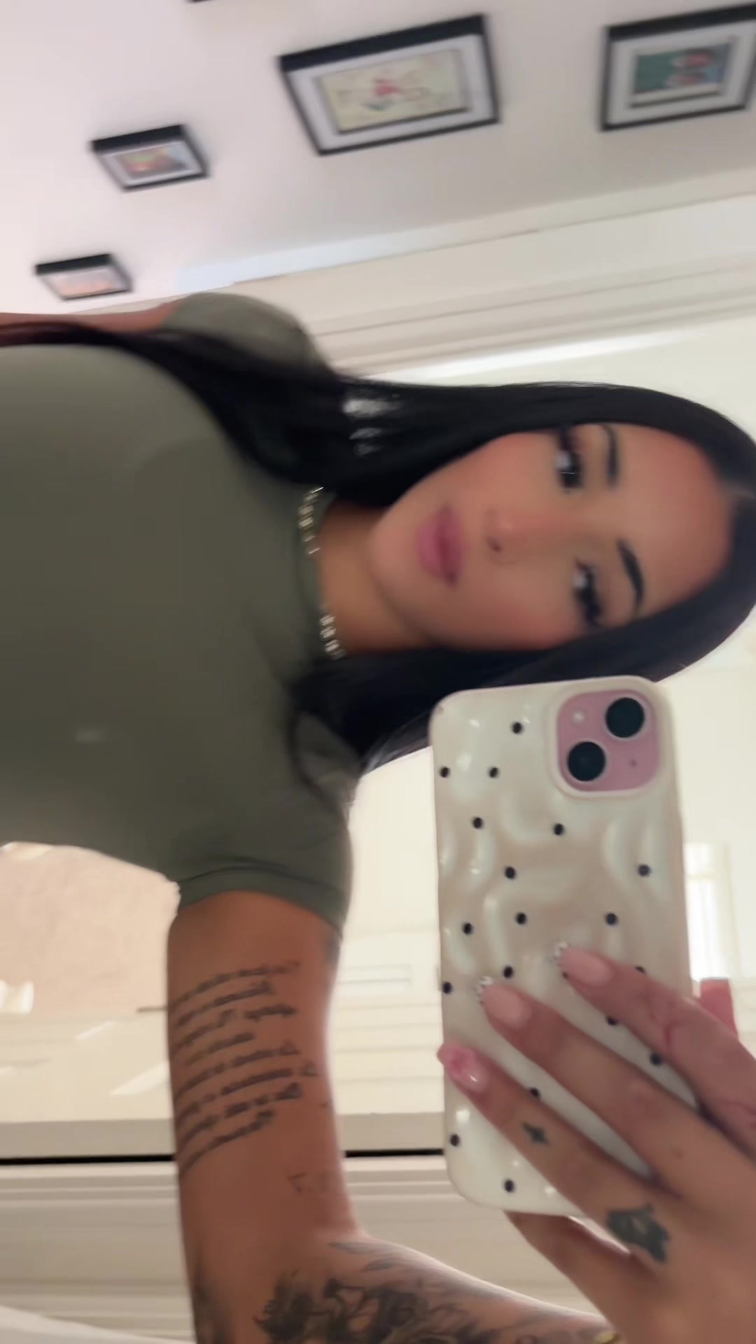 @👸🏽