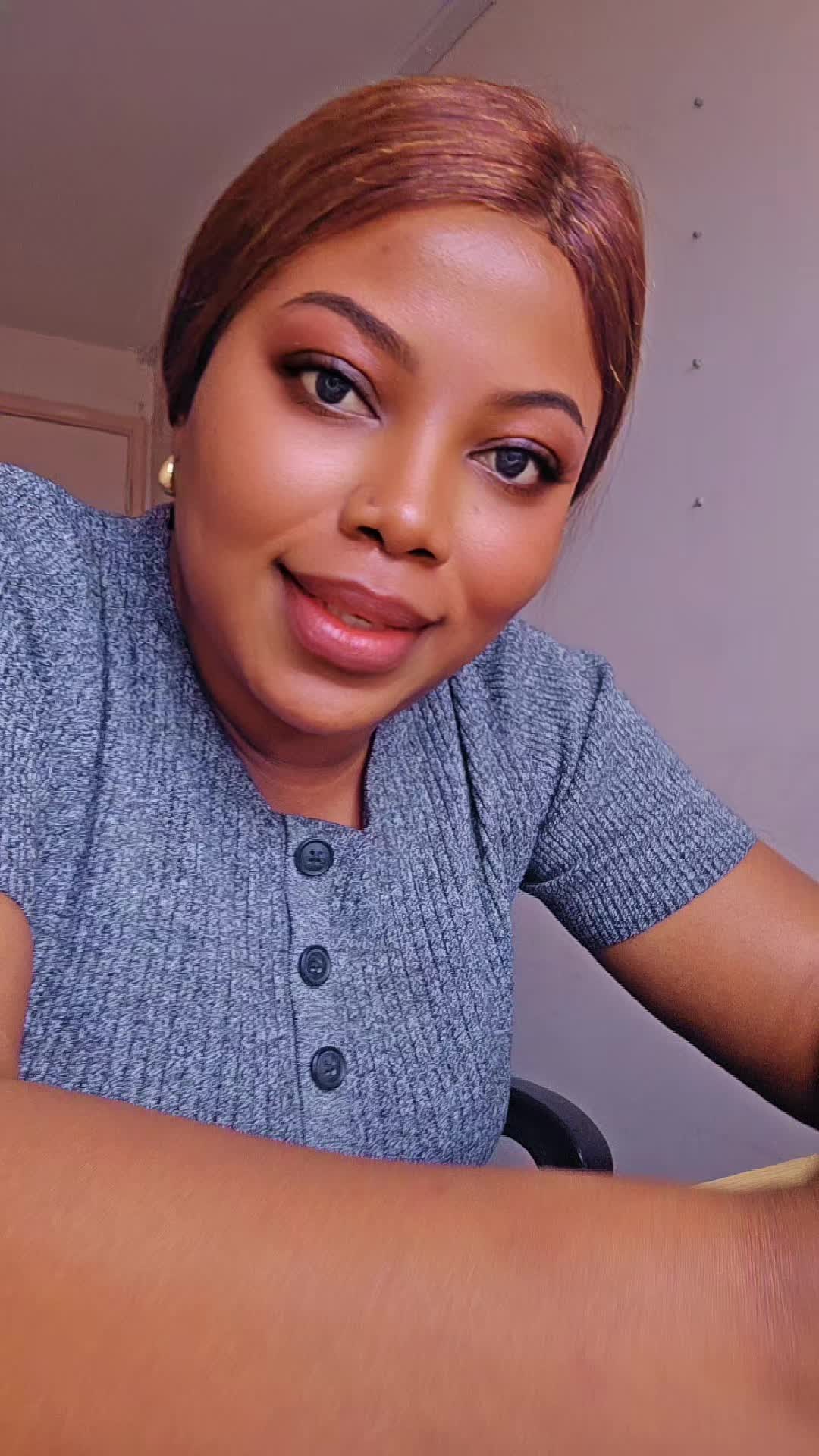 @NHYIRA PAPABI ( HEADMISTRESS)