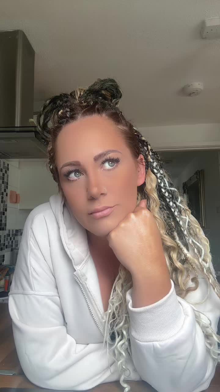 @💕LouiseBackup💕