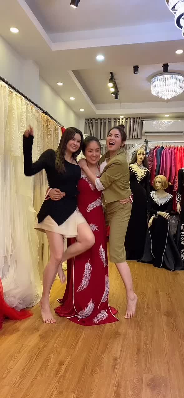 @Lại Thị Kha Ly