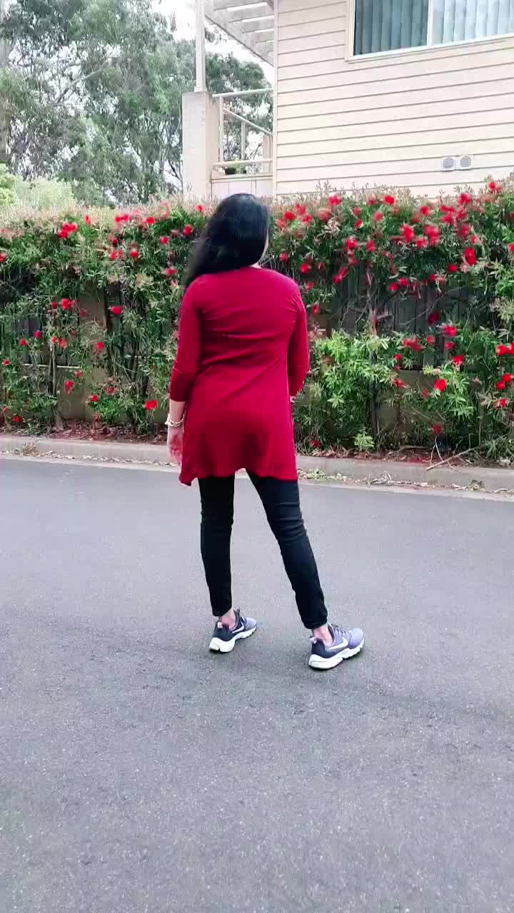 @Poorni