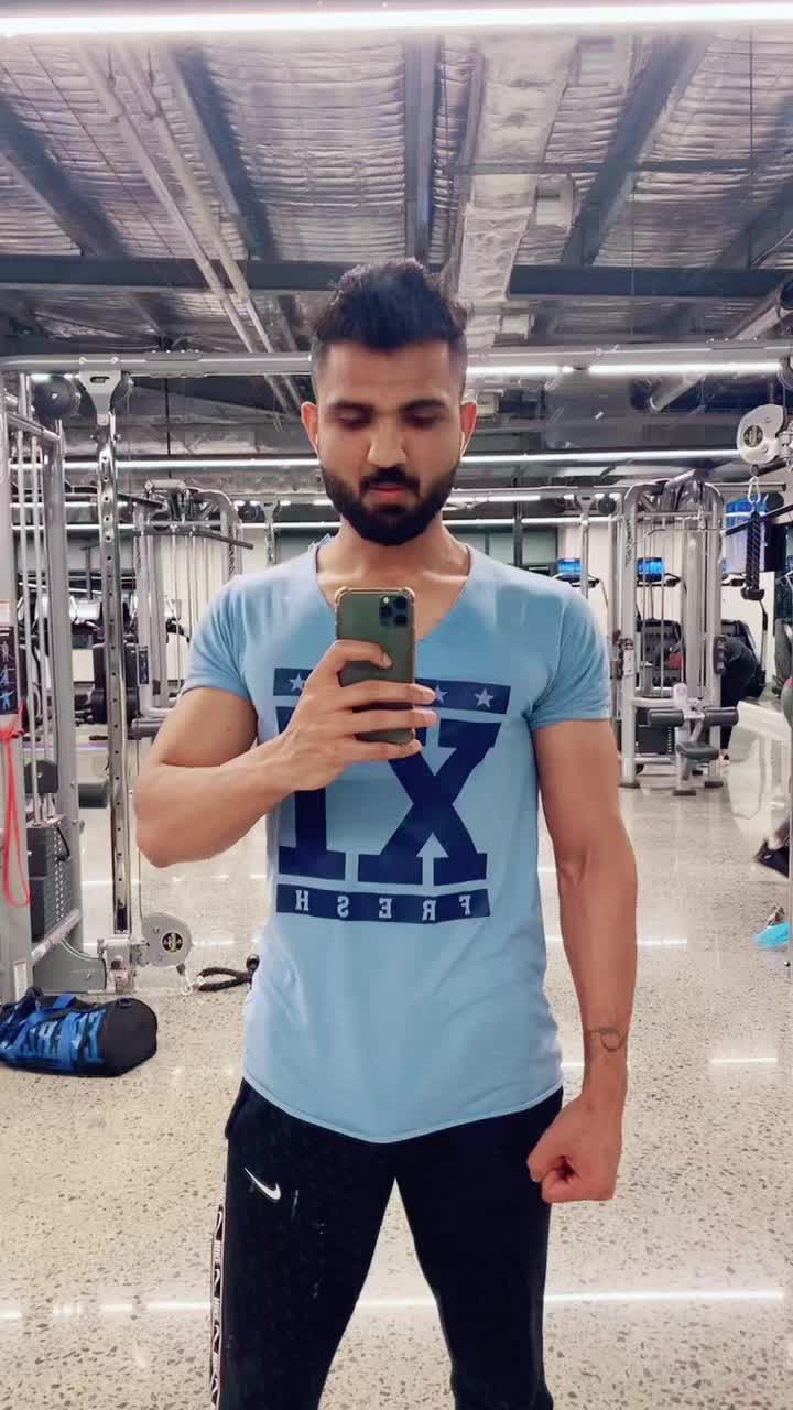 @Ravish🤴🏽