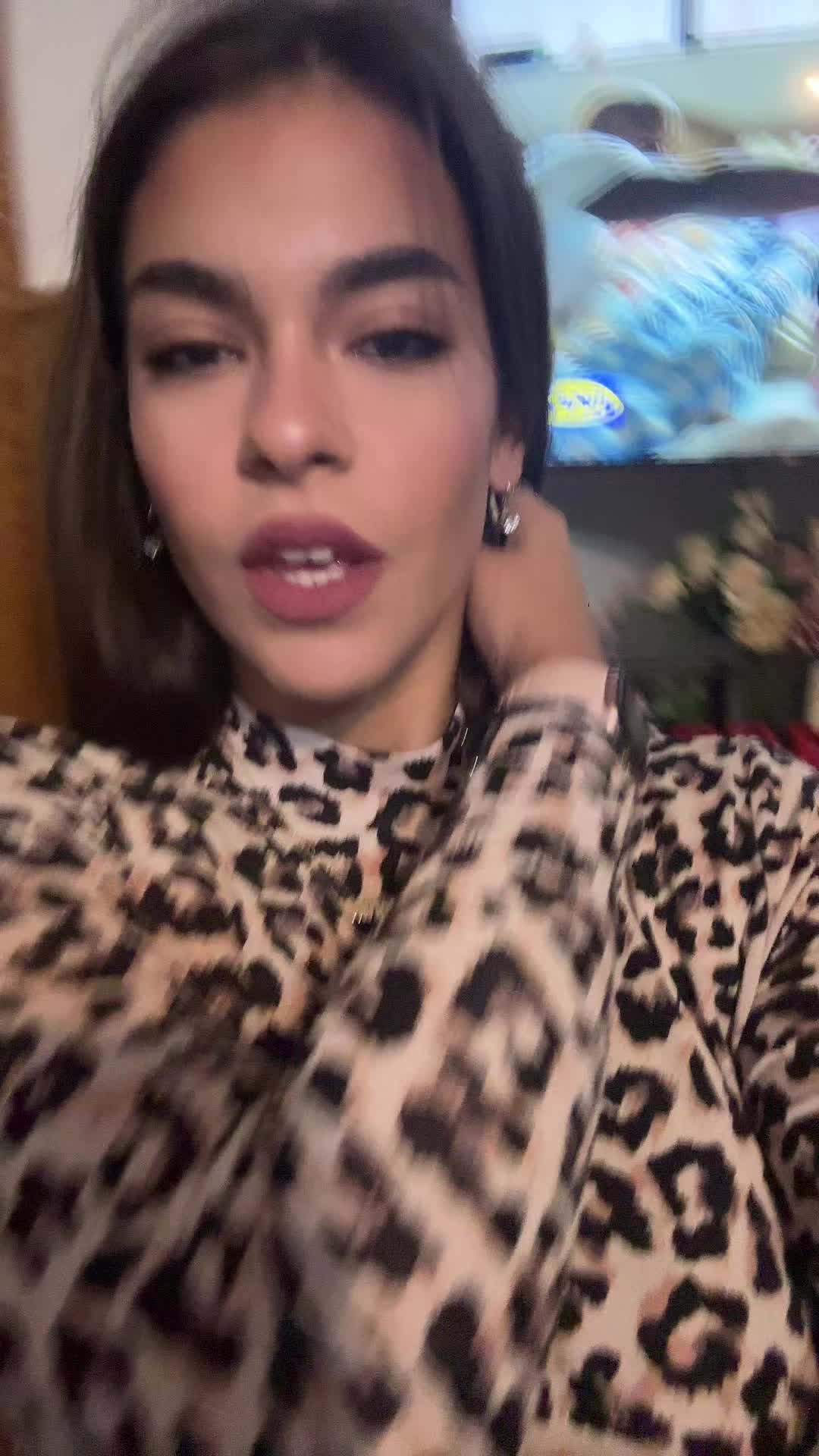 @𝑨𝒏𝒕𝒐𝒏𝒊𝒂 🍓