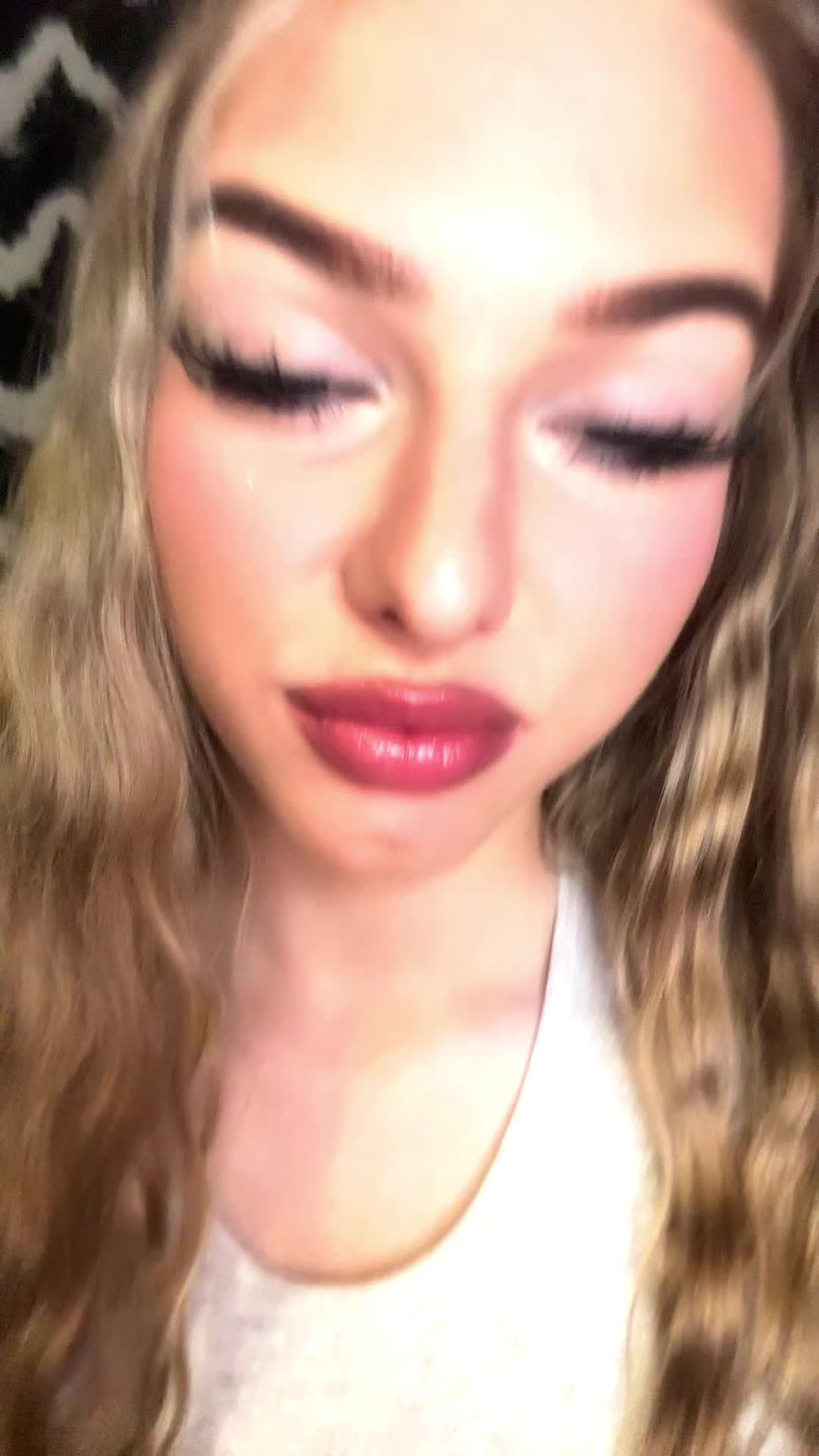 @🥶