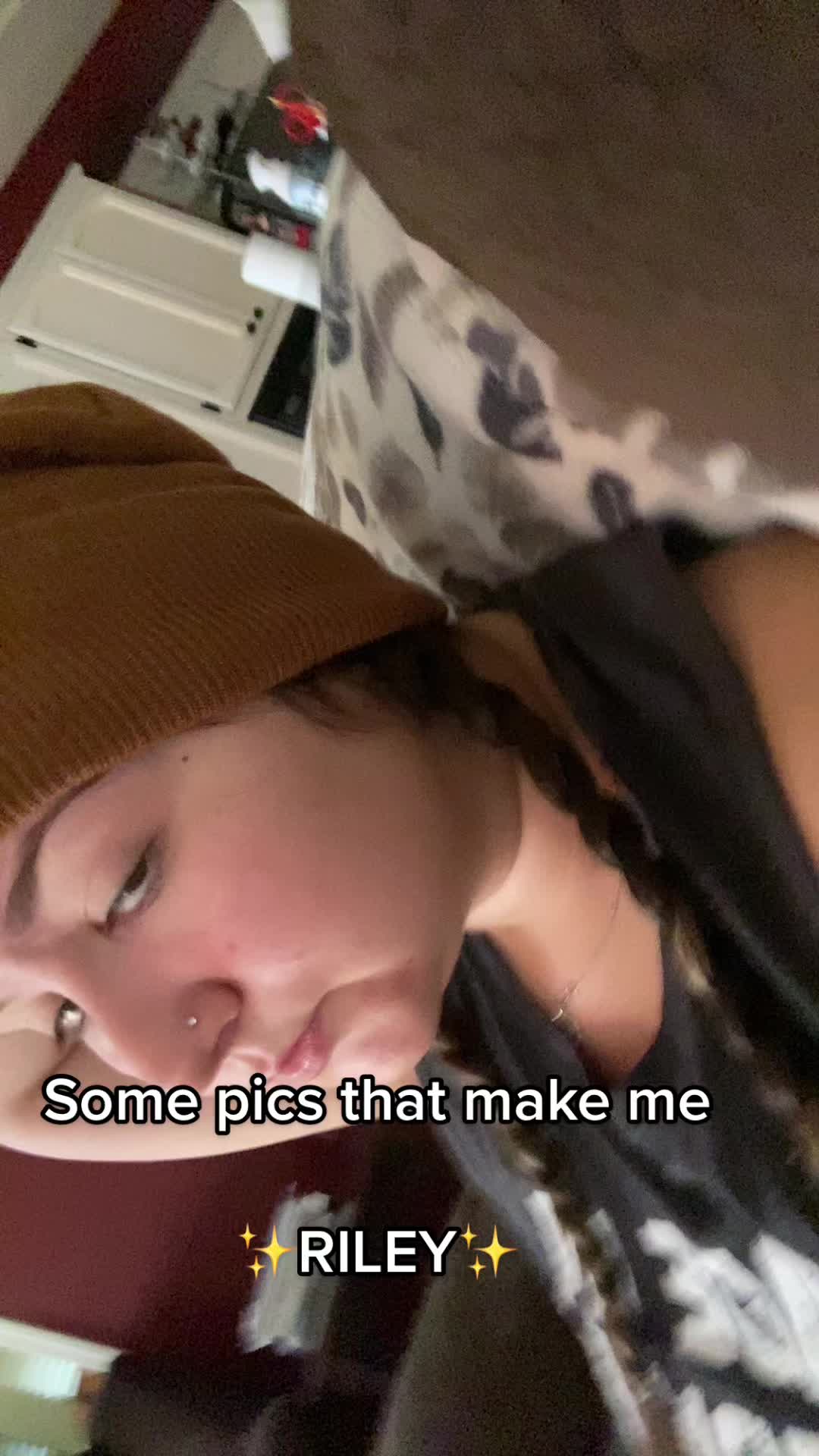 @Riley_Antoinette