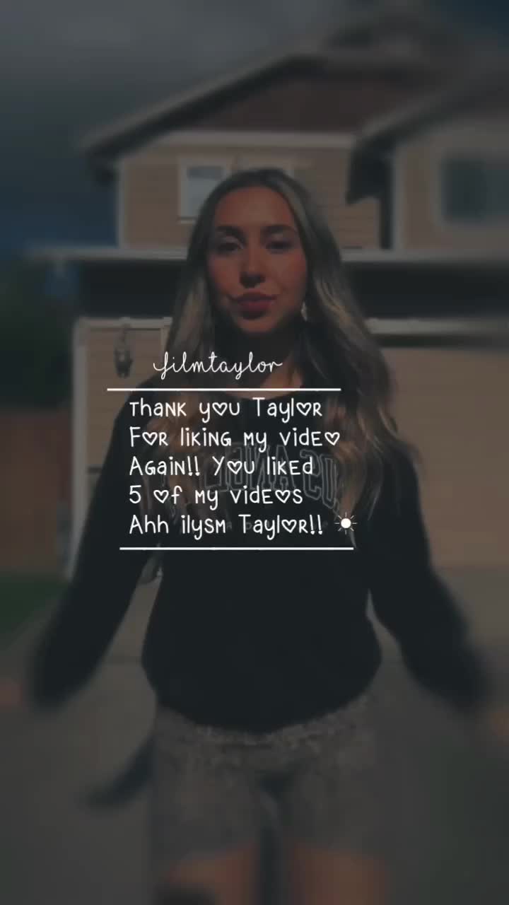 @Taylor follows <3 -