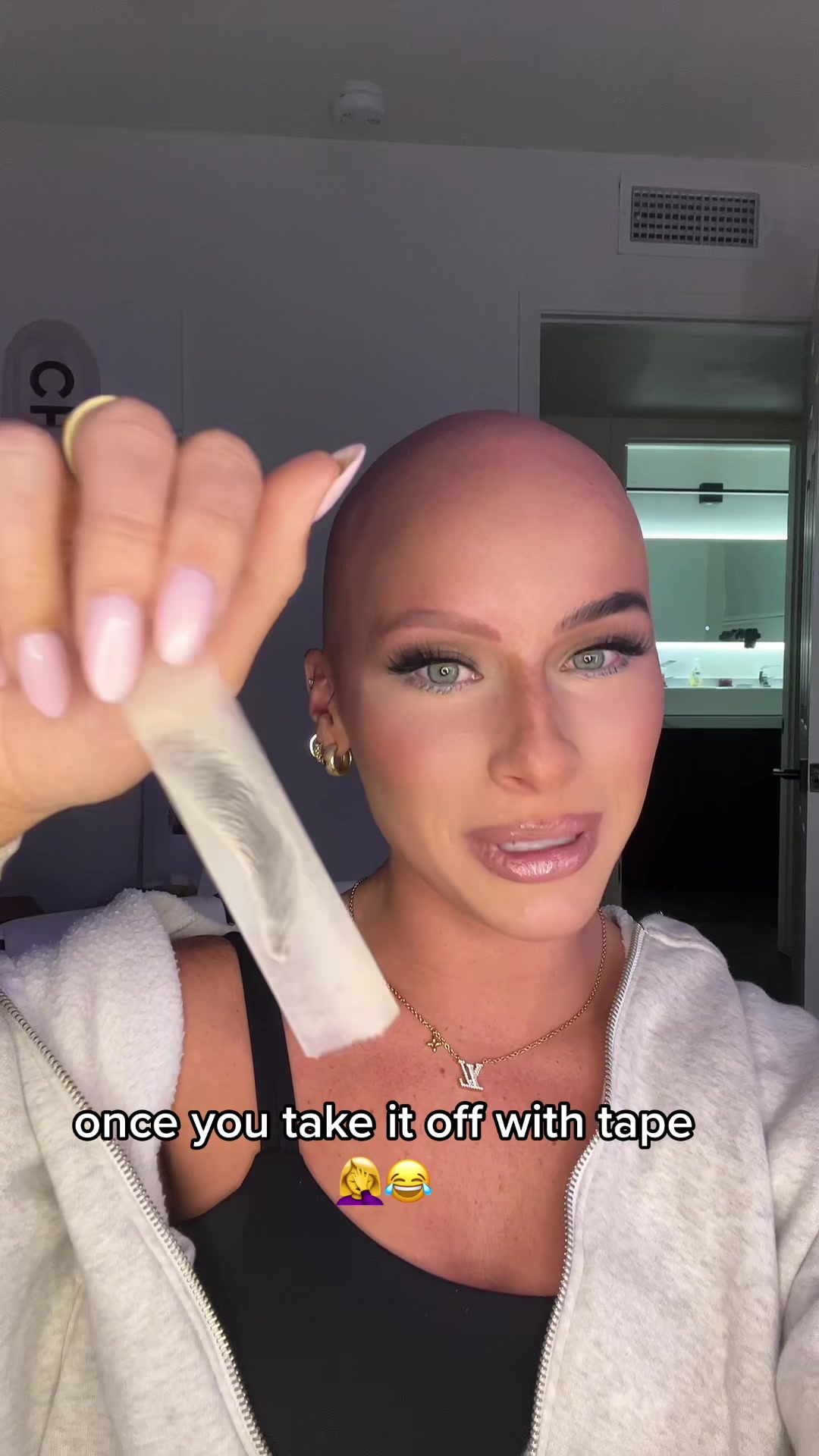 @CHLOE BEAN