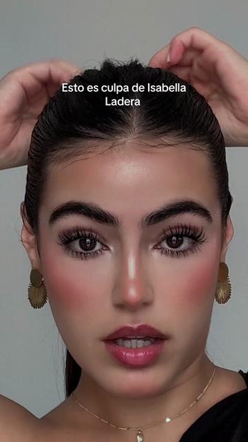 @Valeria Valentina 🥕