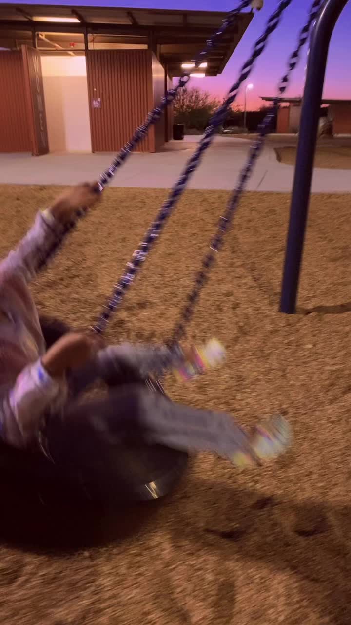 @UPSIDEDOWN_kids