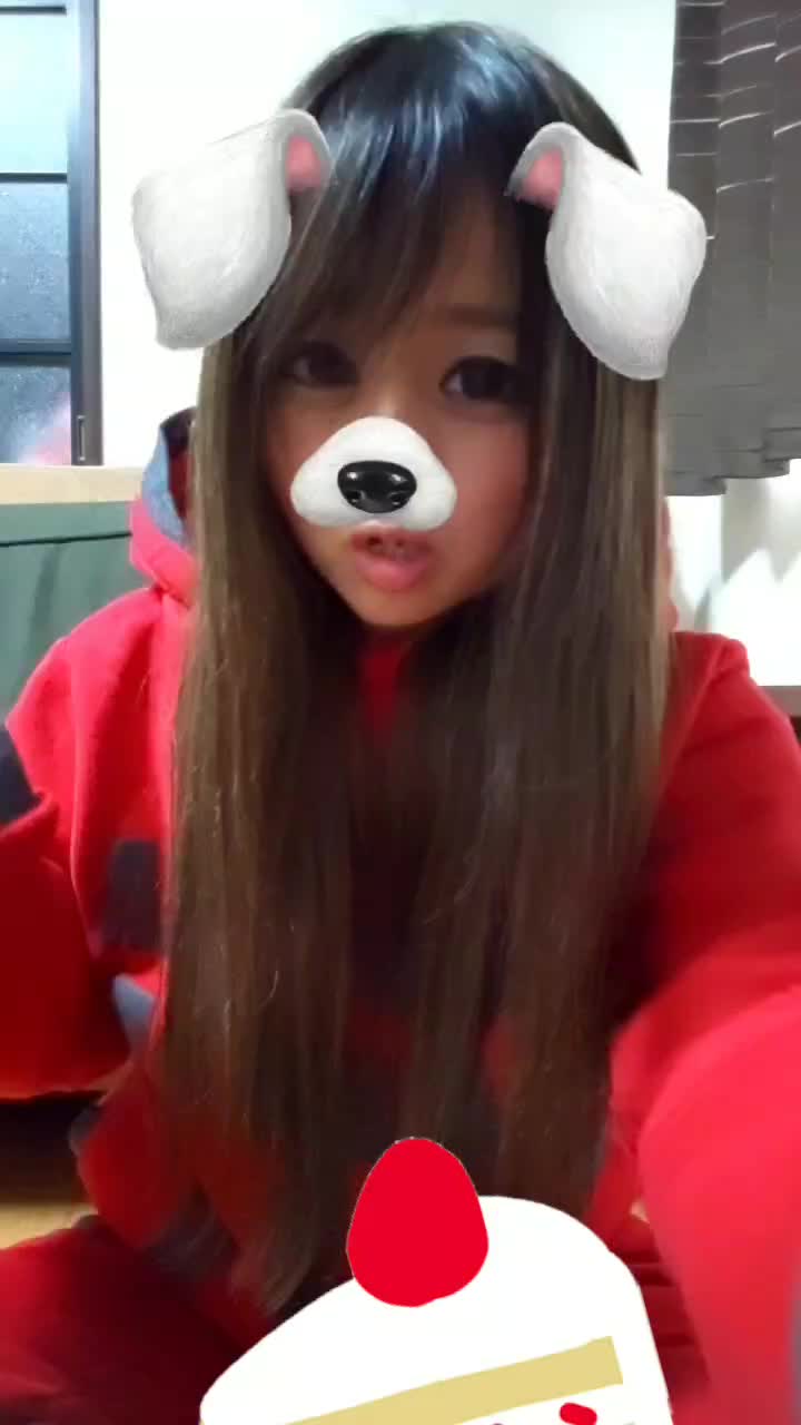 @momoiro