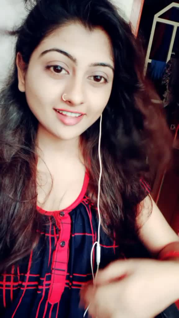 @👸Saniya👸