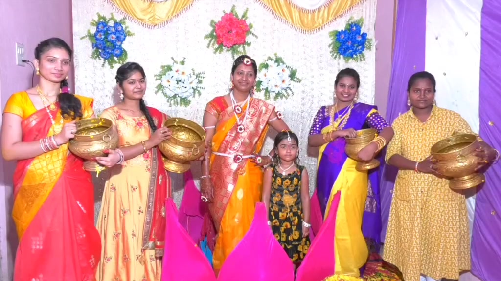 @divyaneelam