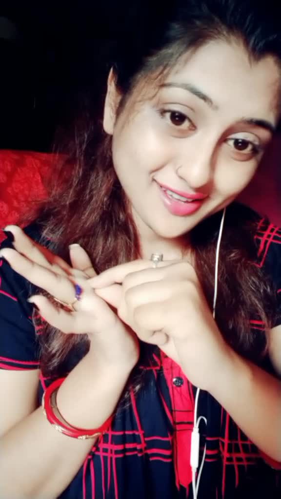 @👸Saniya👸
