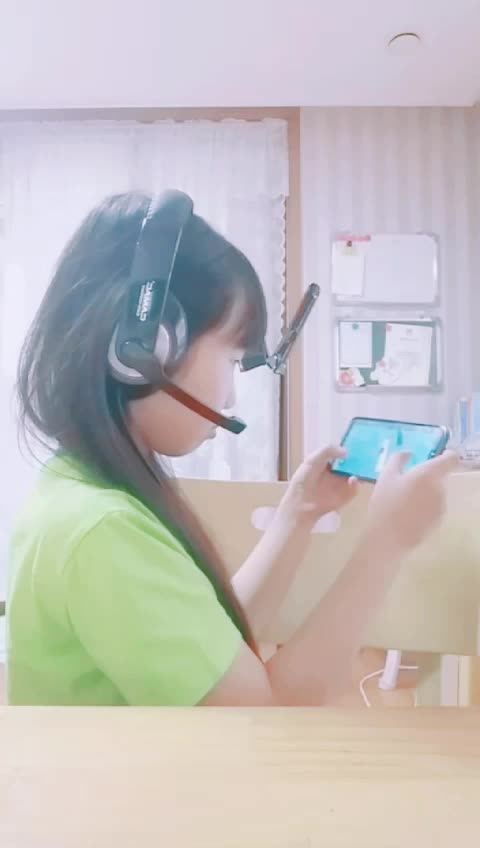 @레망뾰로롱.
