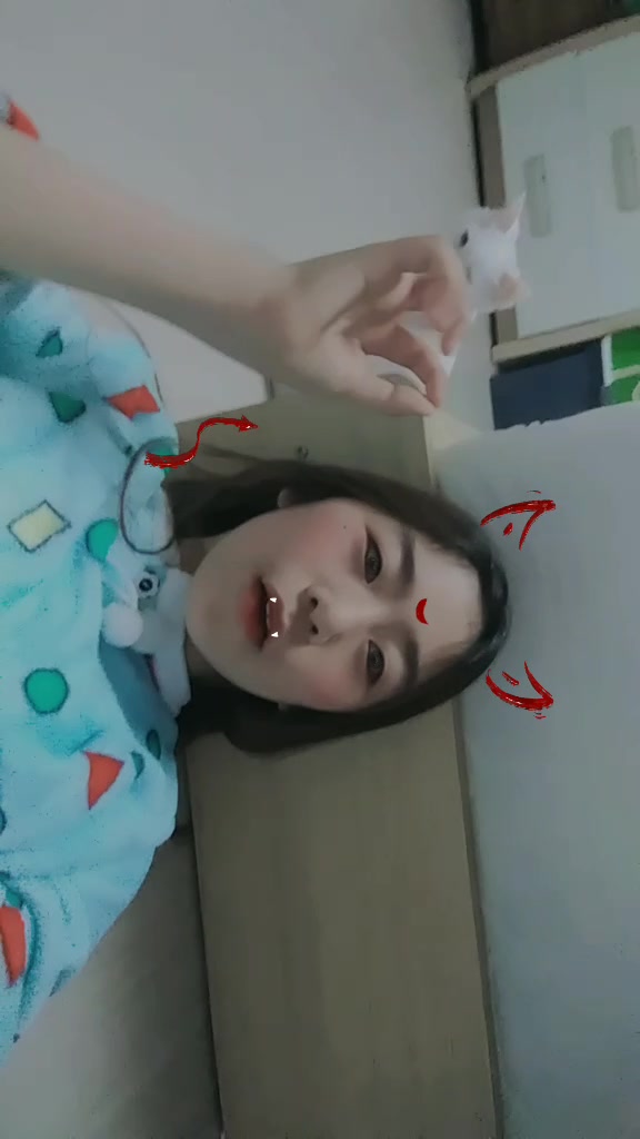 @하 은 .