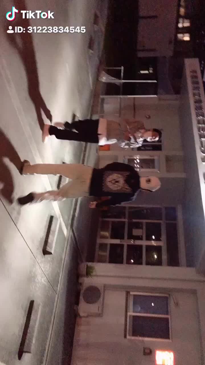 @こう