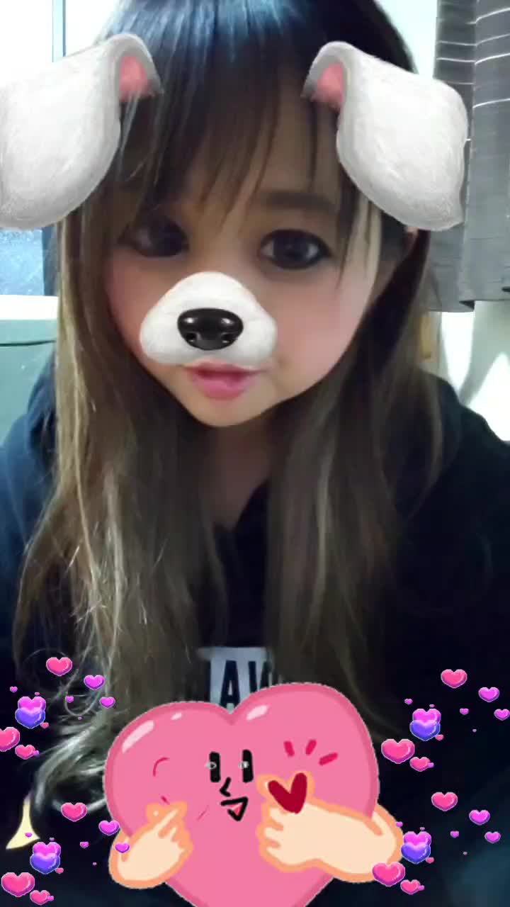 @momoiro