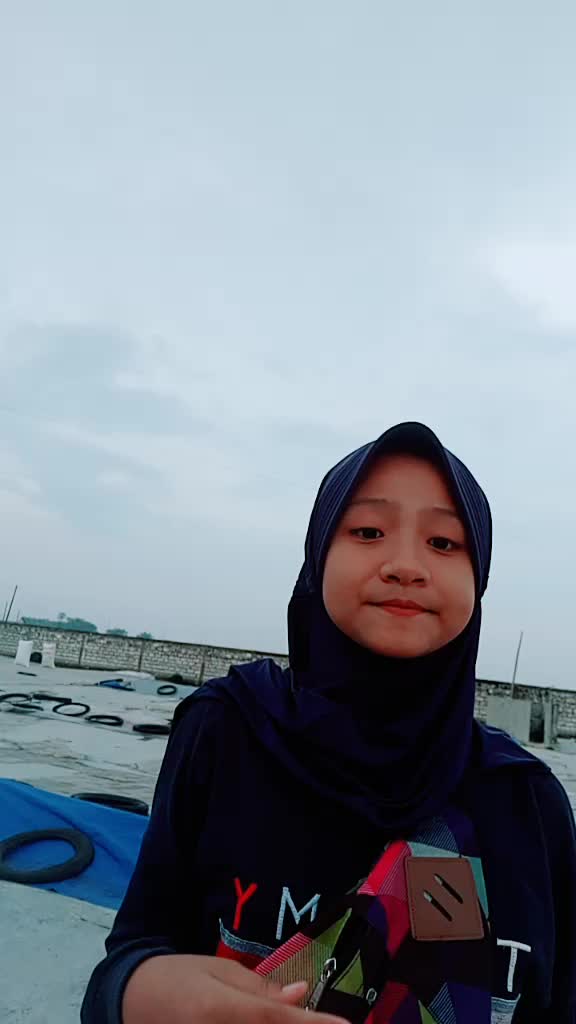 @agnes amora