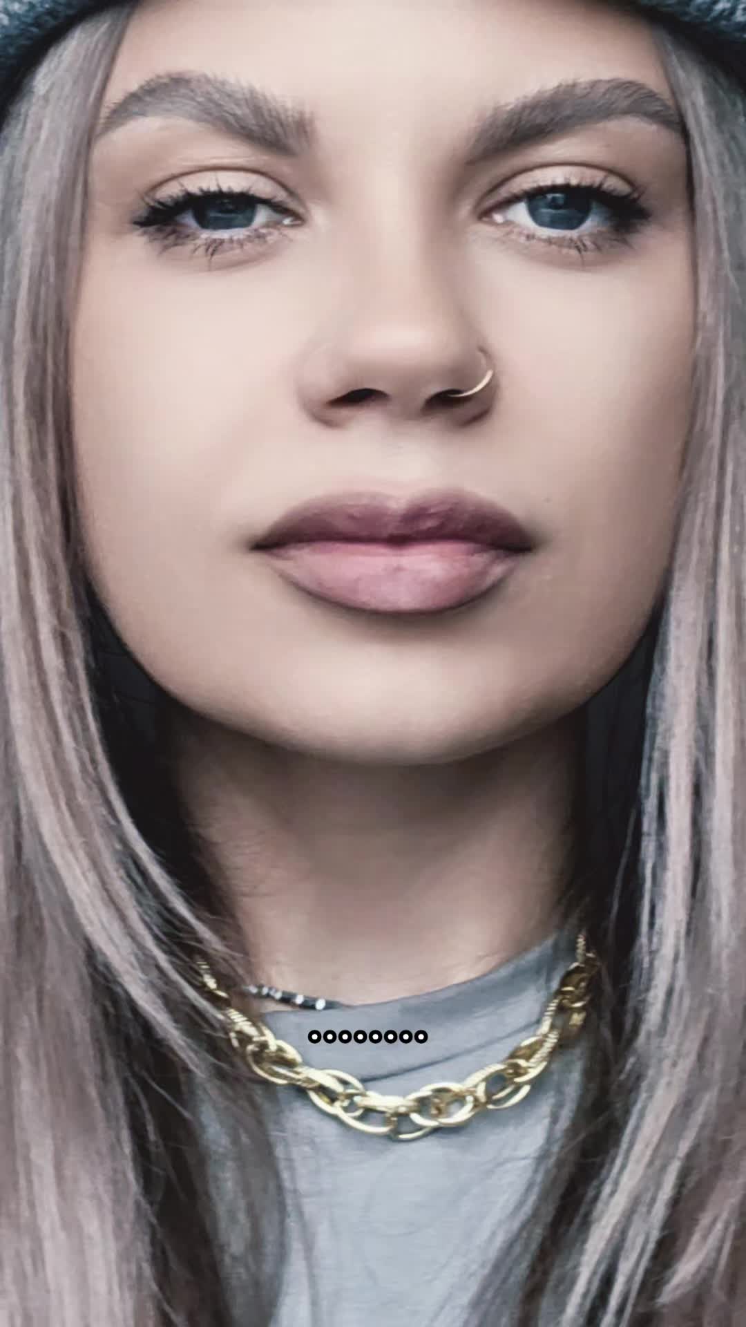 @Недотрога👅