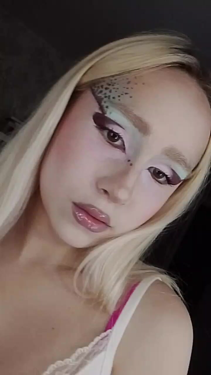 @нимфоманка