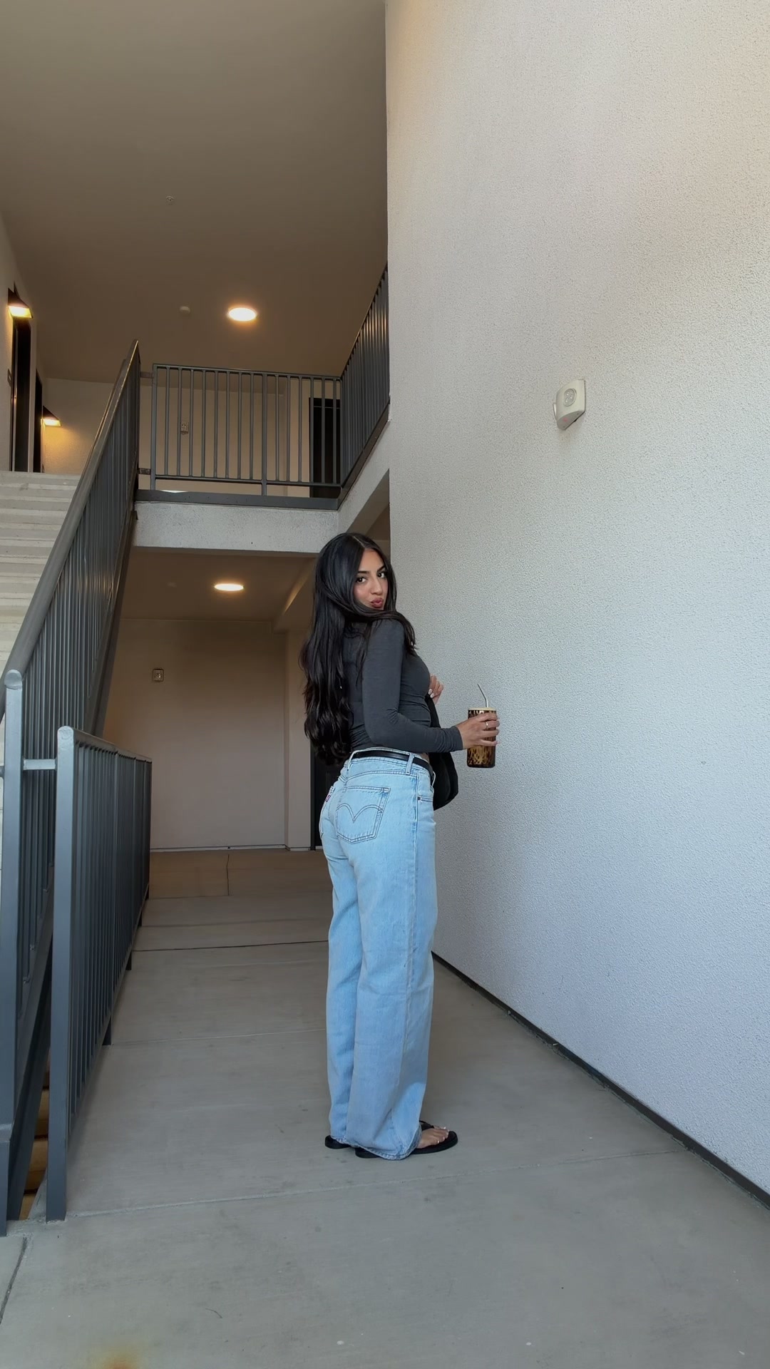@valelianaa