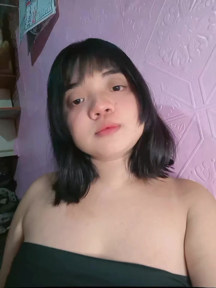 @Mona.