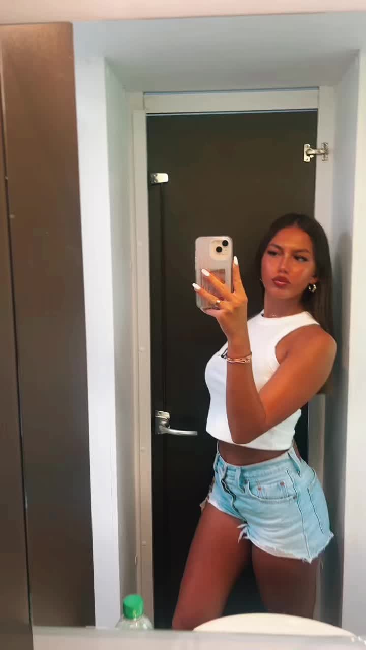 @𝒜𝓁𝒾𝓈𝒽𝒶