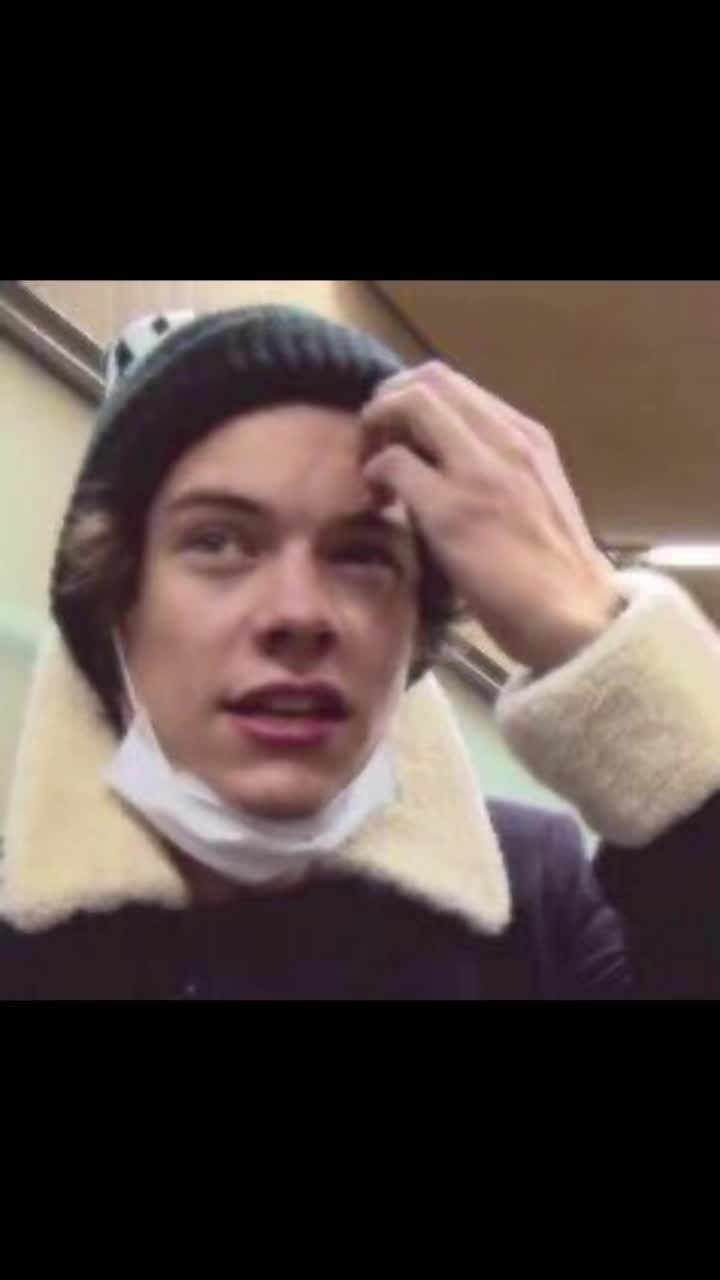@Harry’s lady friend😏
