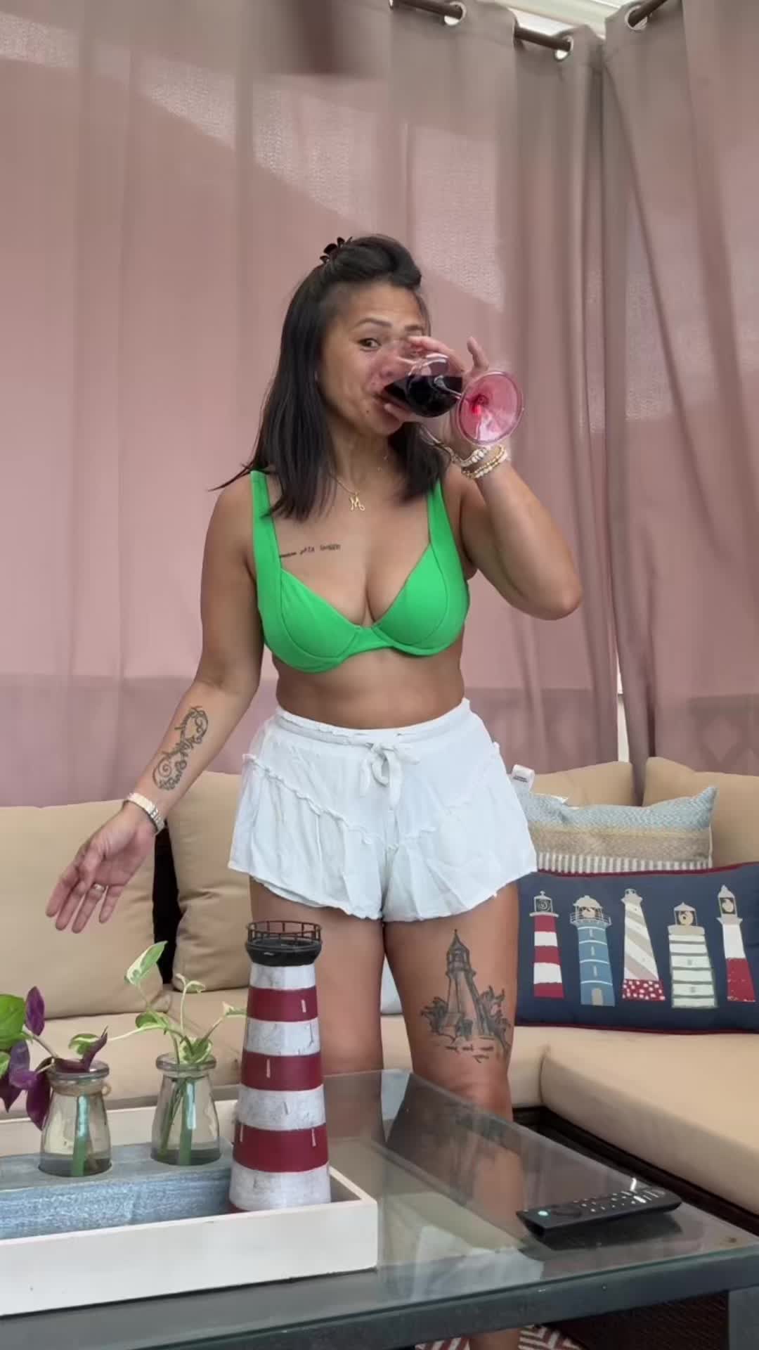 @Maldhita G.