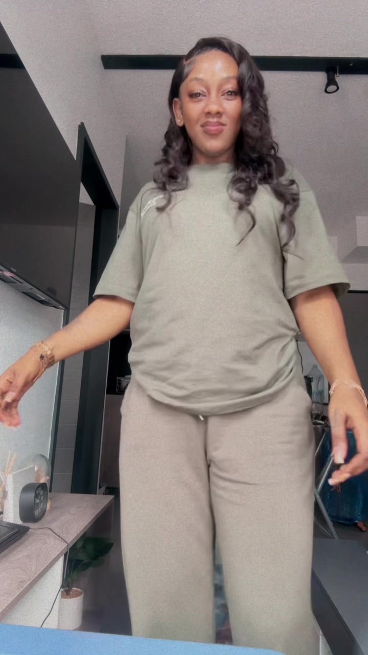 @Kgadee