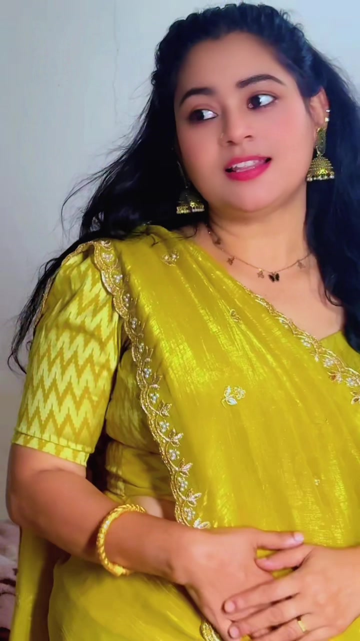 @പോന്നു മിന്നു