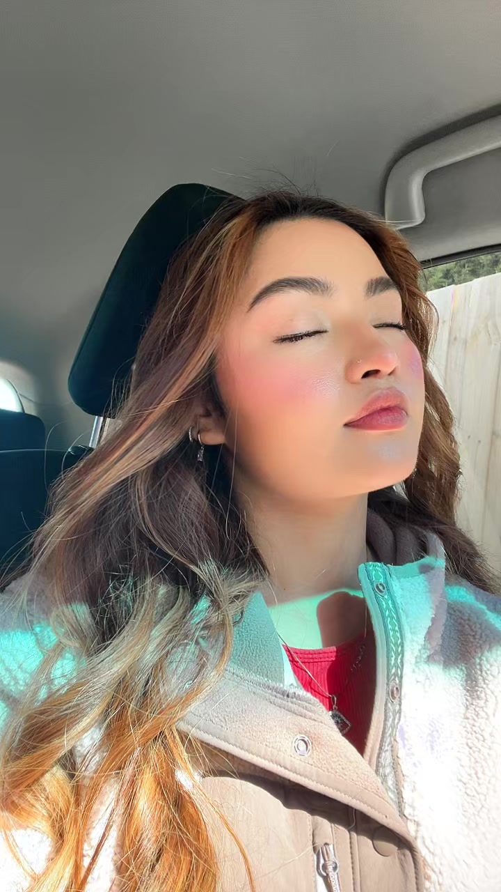 @S U J E E T A🧿🫶