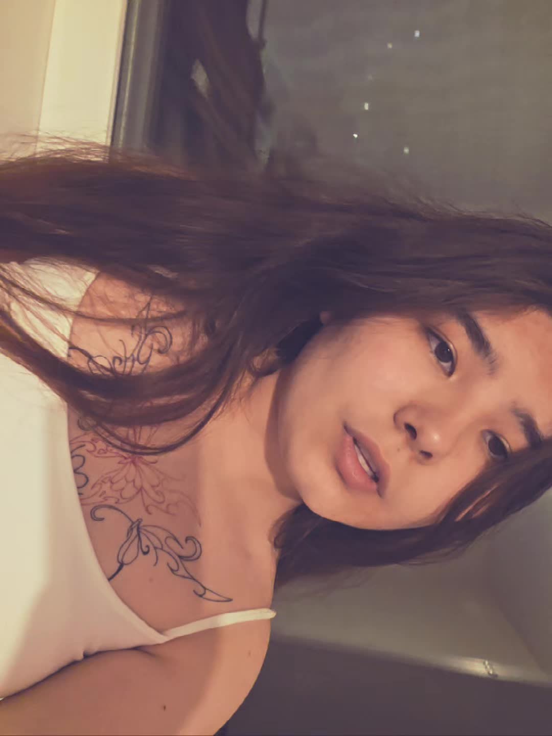 @_lisa_