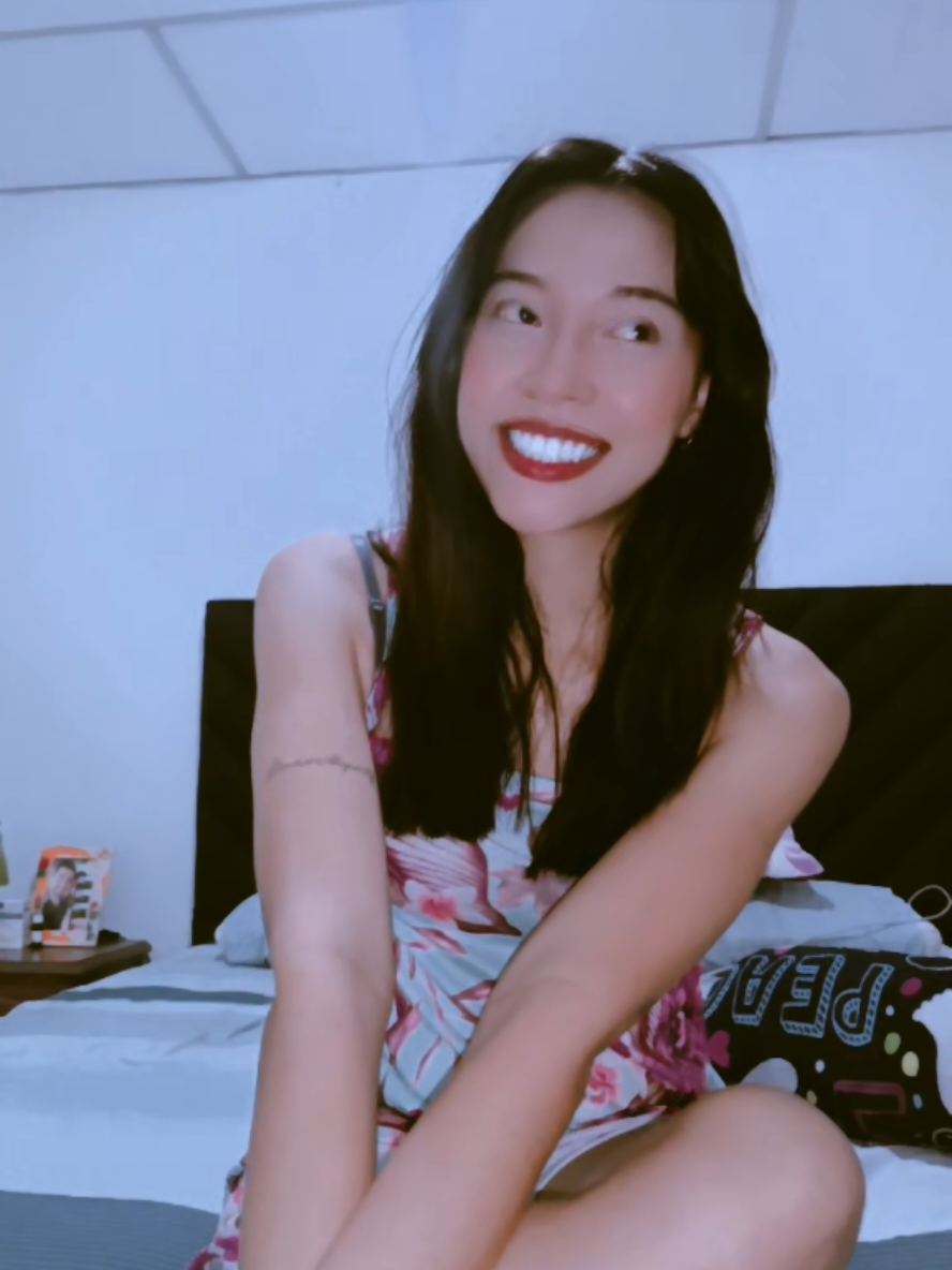 @AdriRainboworld 🌈✨