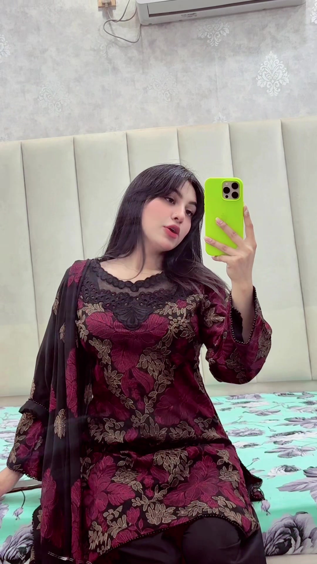 @🧚♀️AMBAR KHAN🍯🐝