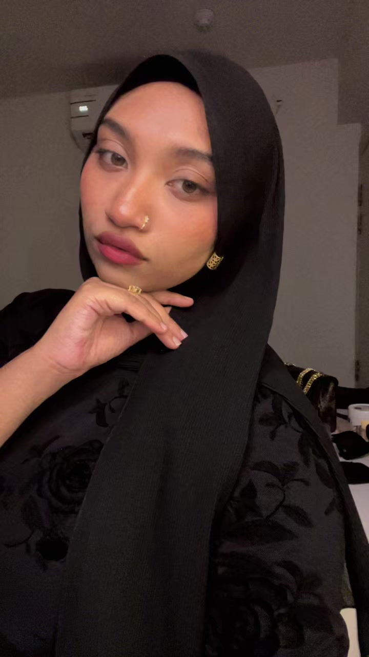 @leena